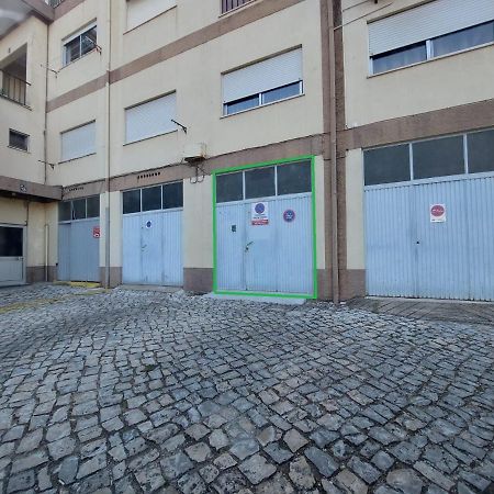 Coimbra'S Black & White Exteriér fotografie